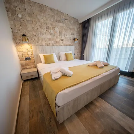 Talles Comfort Hotel Cesme